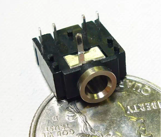 書上永遠(yuǎn)不會告訴你的一些接插件知識