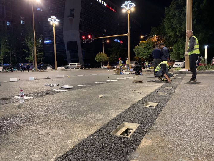 智慧斑馬線-施工現場