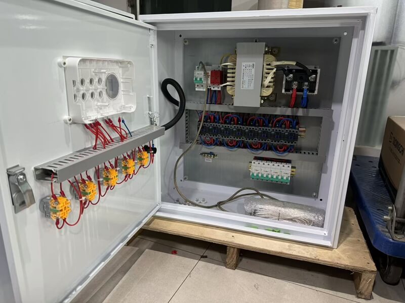 智能溫室系統(tǒng)控制柜,控制柜定制,子程電子