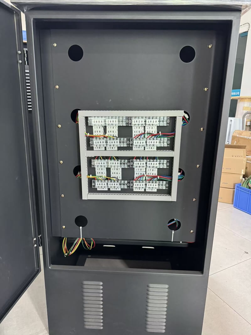 交通信號(hào)控制柜,控制柜定制,子程電子